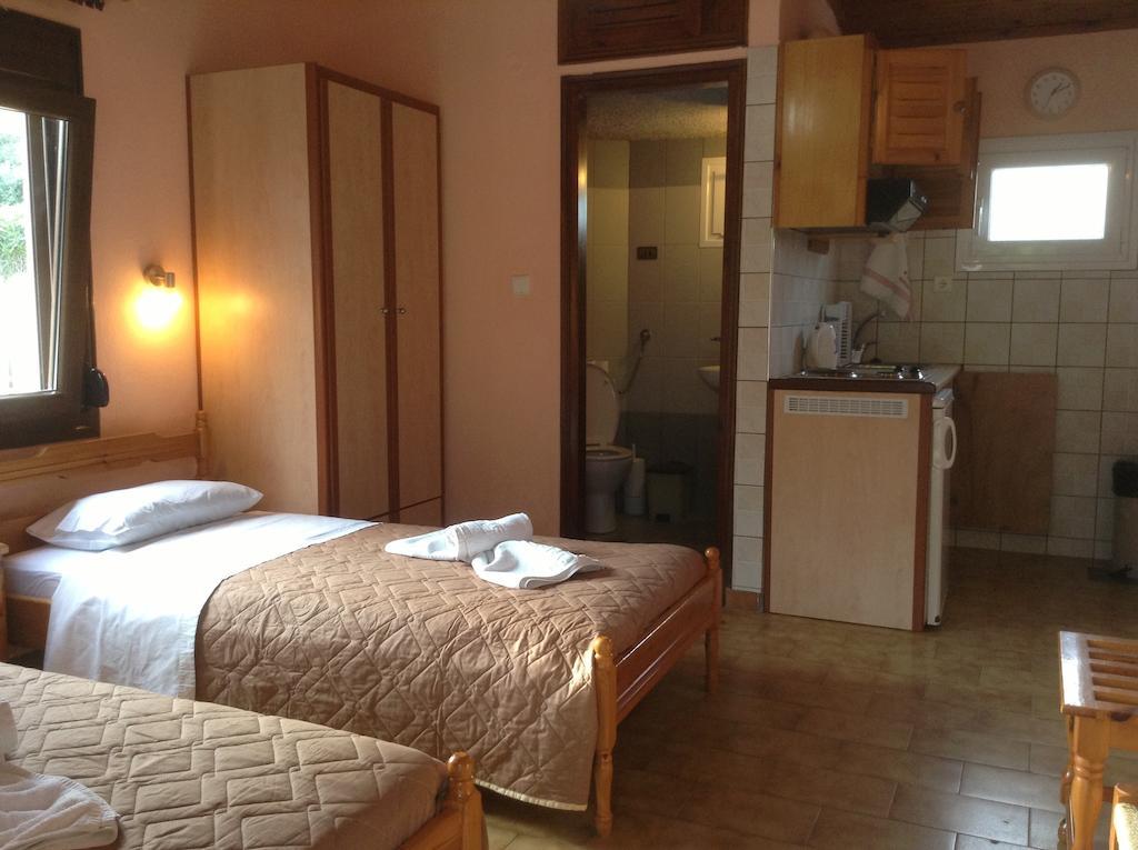 Studios Lalu Skiathos Exterior photo